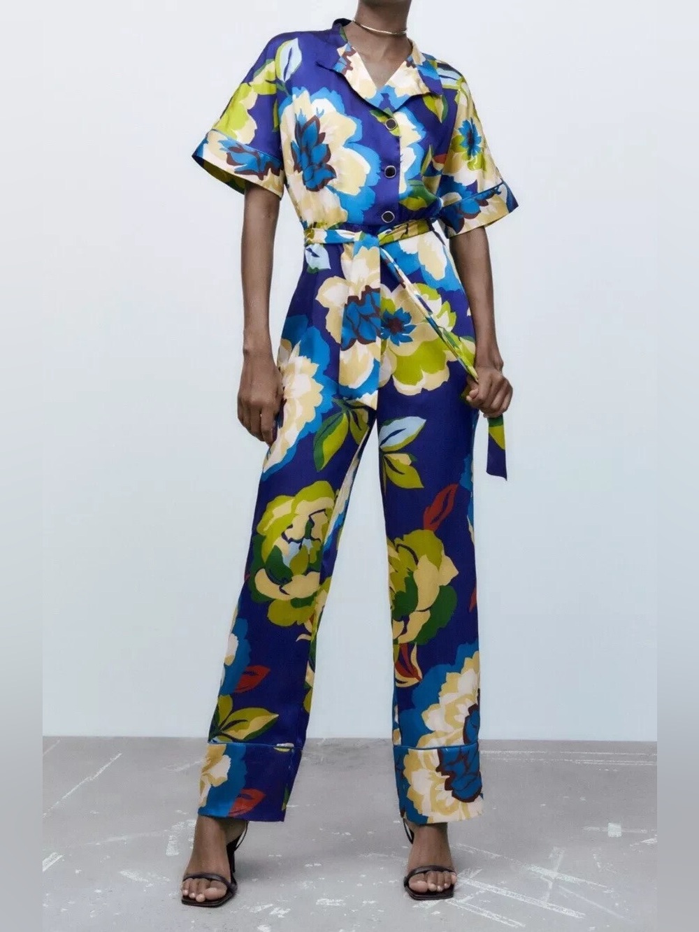 Zara Floral Short-Sleeved Belted Jumpsuit - sz M